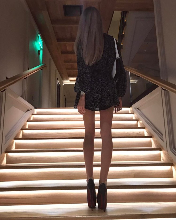 The girl's thin legs