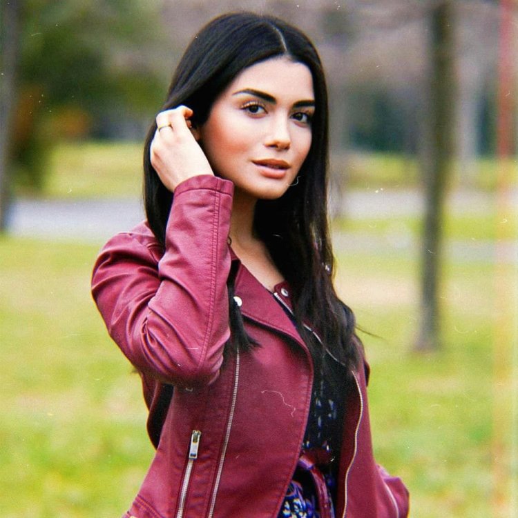 Turk actressalary Selin