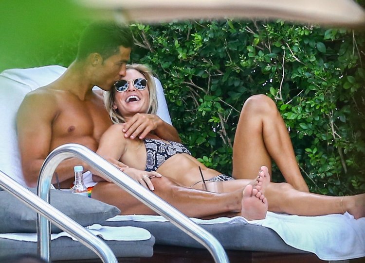 Cristiano Ronaldo and his girlfriend 2016