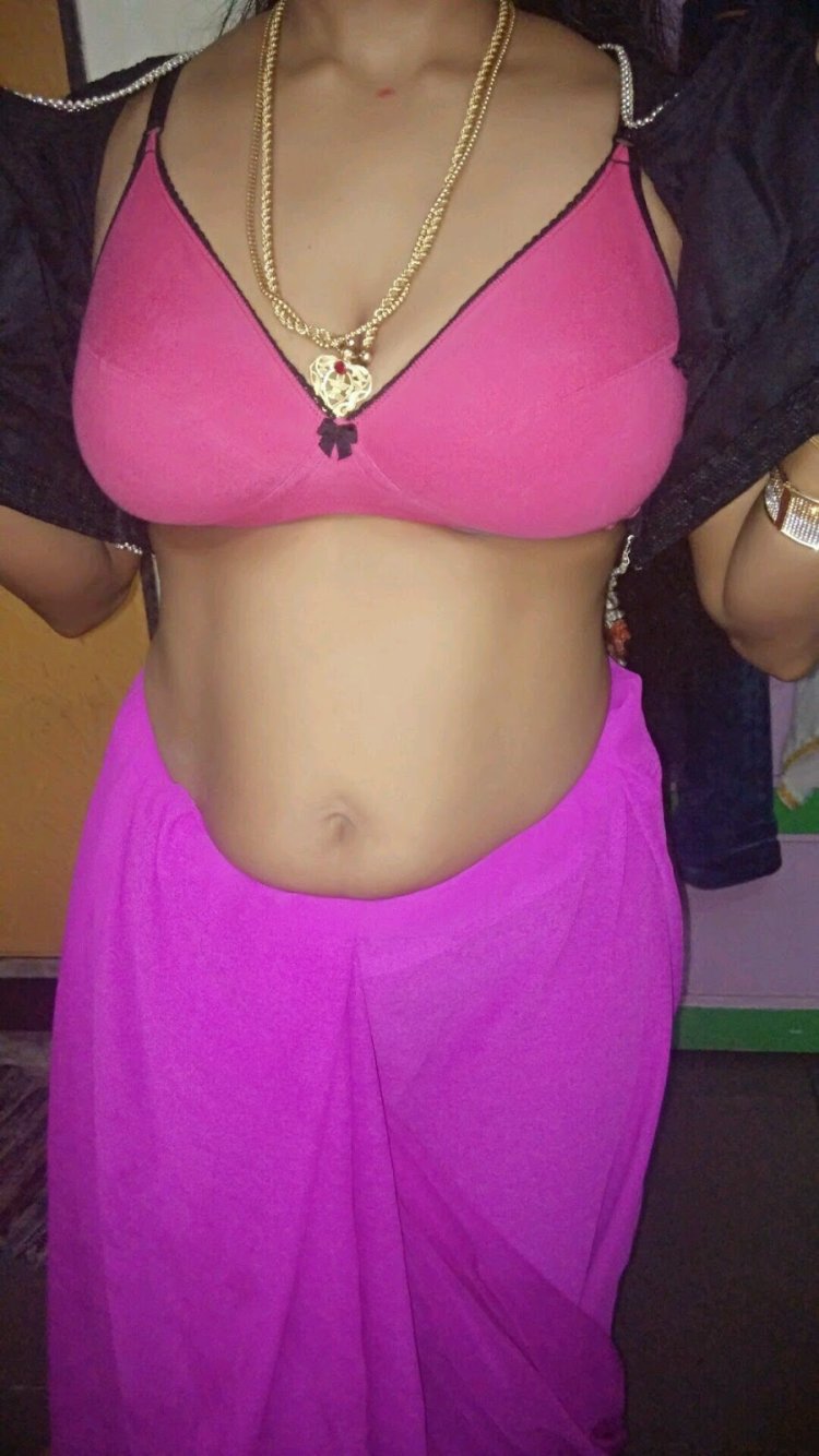 Nindya Athalia Putri Bugil