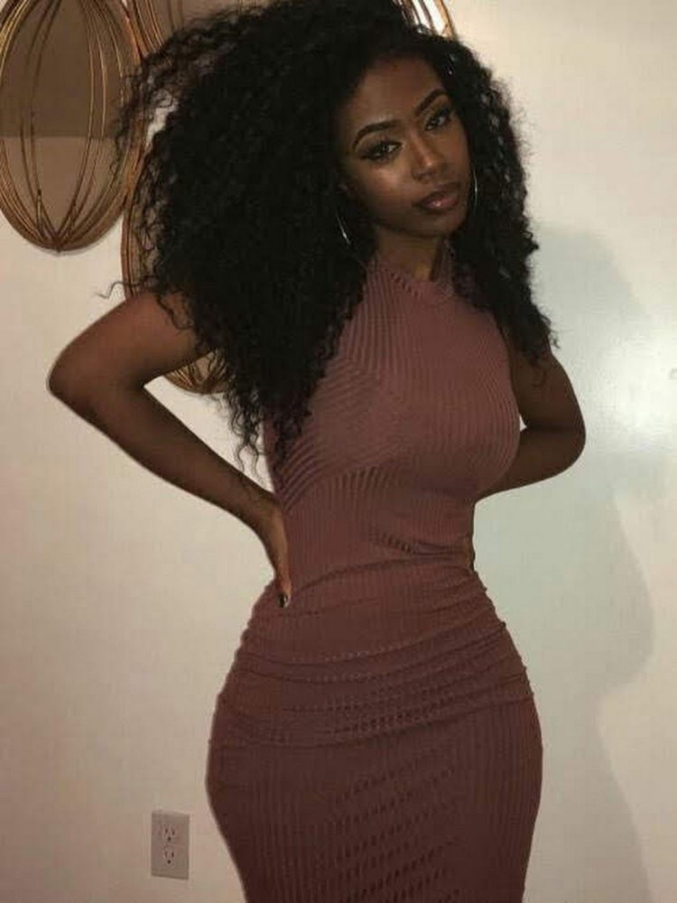 Raven Tracy in tightening