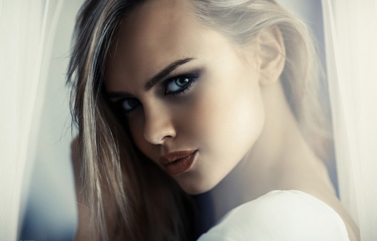 Alessandro di Chikko blonde