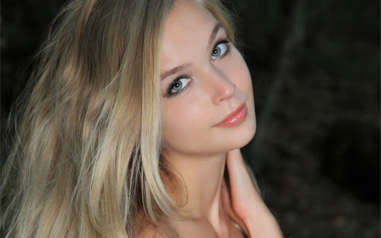 Blonde Sienna Aquamarin