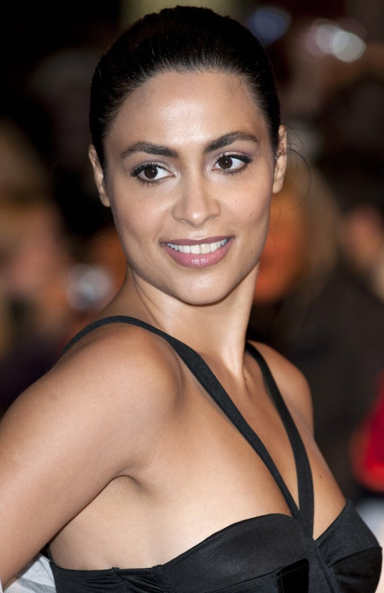 Yasmin Minovsky plus saz height and weight