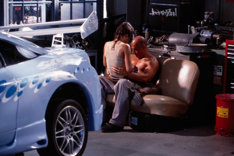 Michelle Rodriguez and Vin Diesel Furious 2001