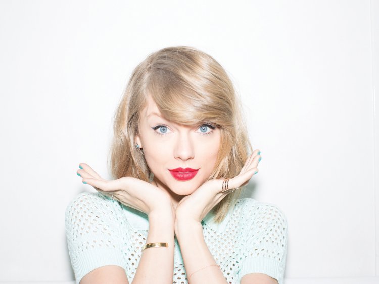 Taylor Swift Photoshoot