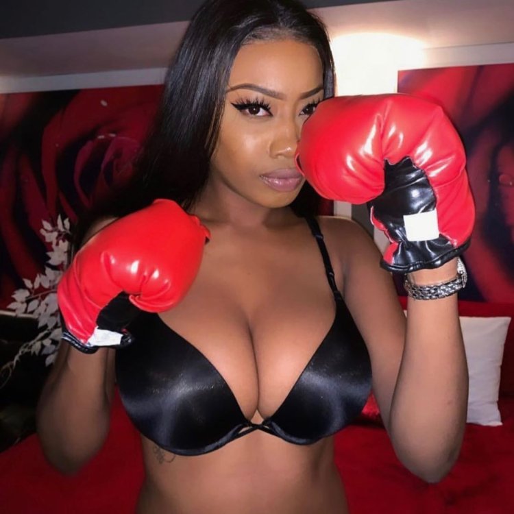 Anne Moore Itsannemoore