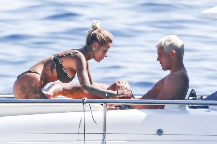 Zoe Christopholi drain