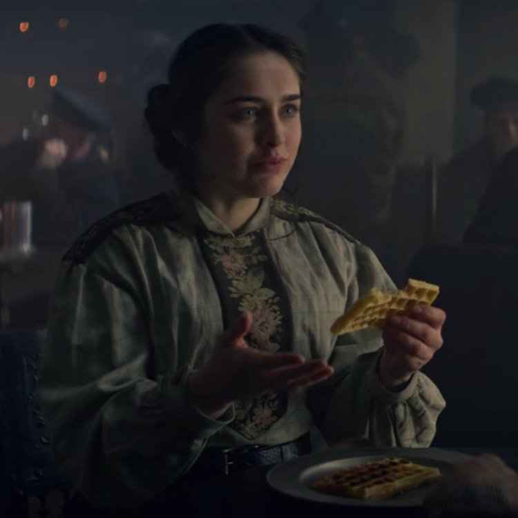 Nina Zenik Shadow and bone series