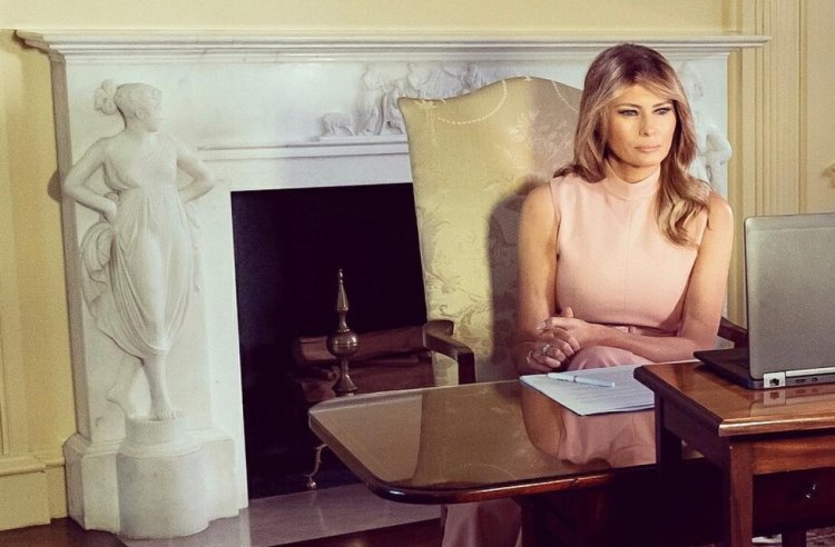 Melania Trump in his youth hot