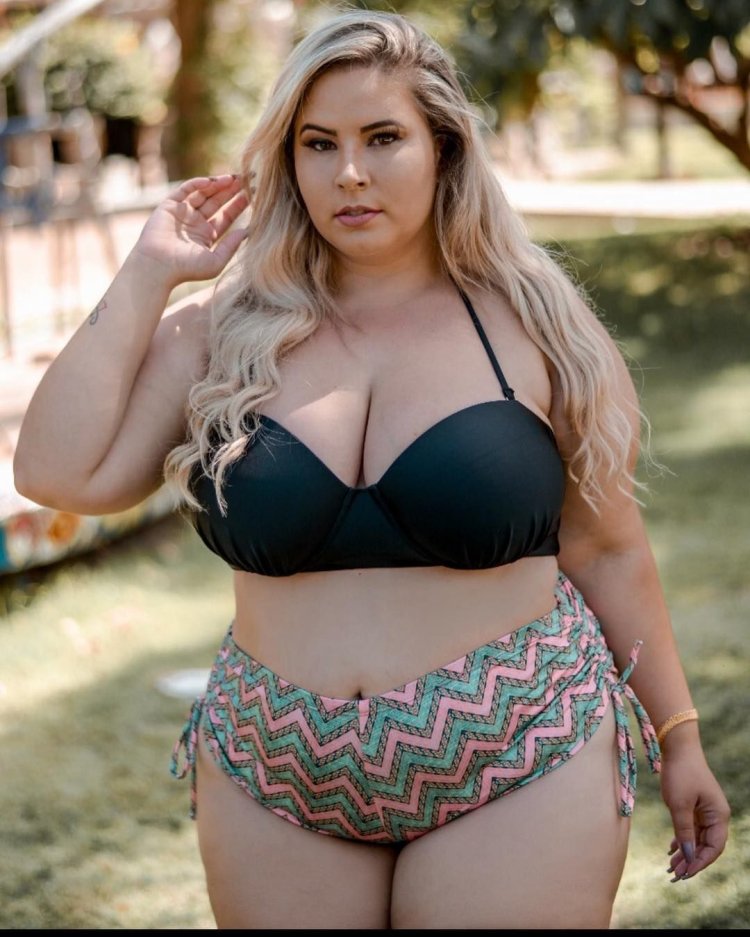 Pawg Chubby in leggings