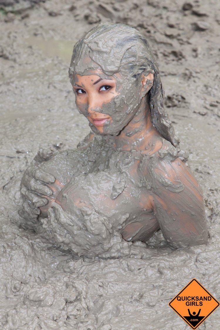 Xena Kai in Quicksand