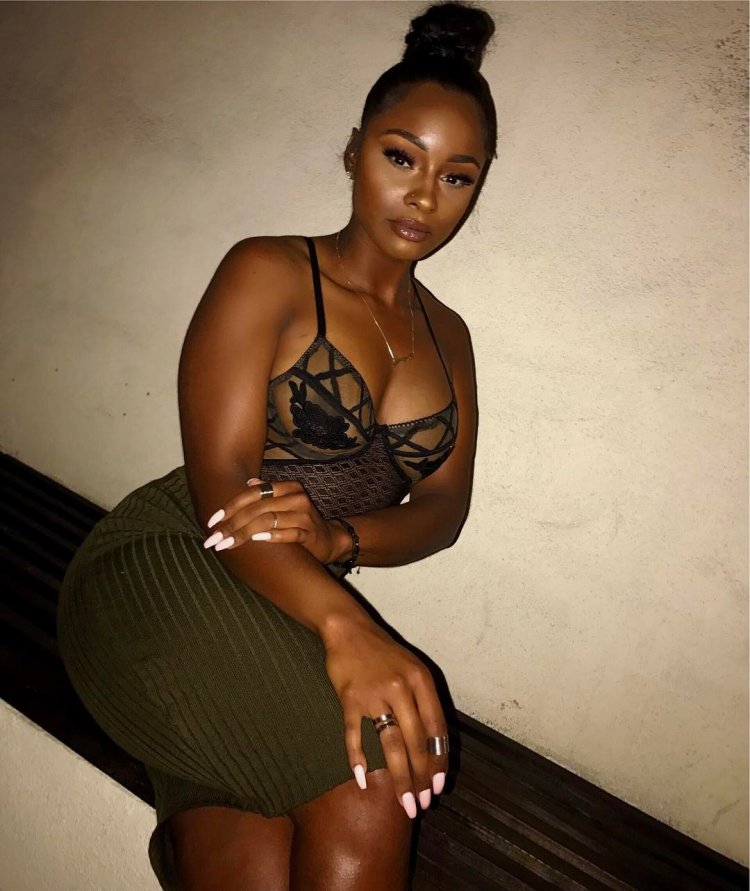 Hot photo Scarlett Johansson with long hair