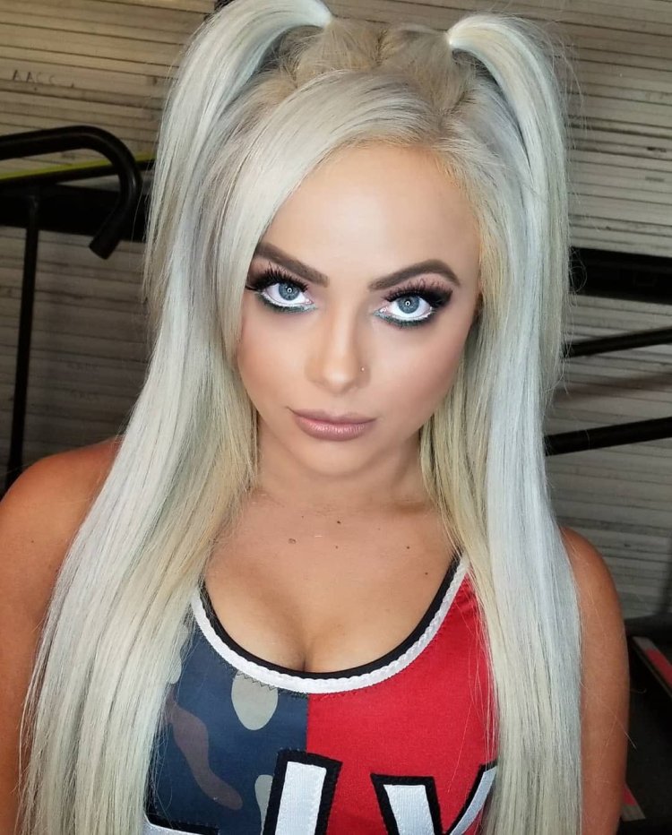 Liv Morgan face