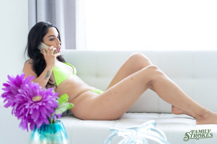 Vanessa Sky, Ricky Johnson