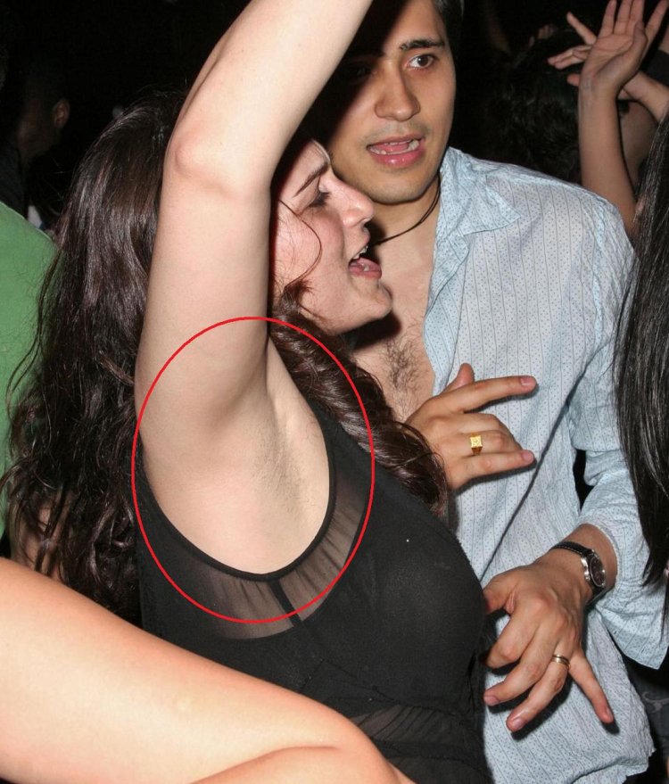 Mahesa Putri Model Hot