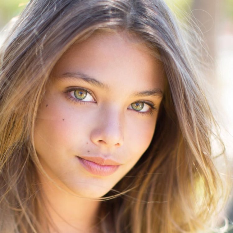 Charisa Bamruungchat Muscle