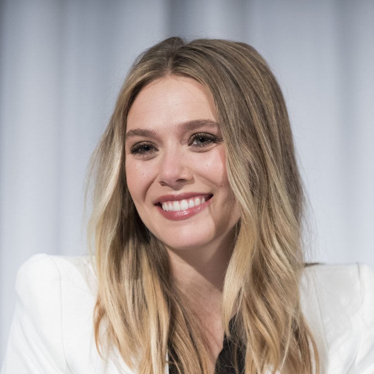 Elizabeth Olsen blond hair