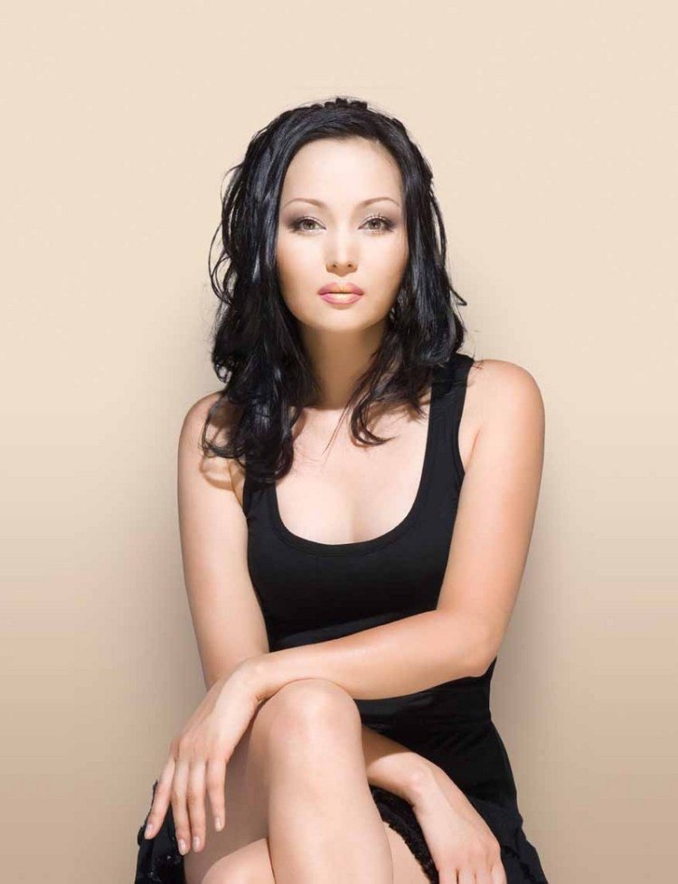 Kazakh actress Bayan Esentaeva