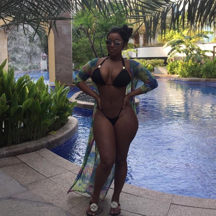 Appetizing hips Ebony