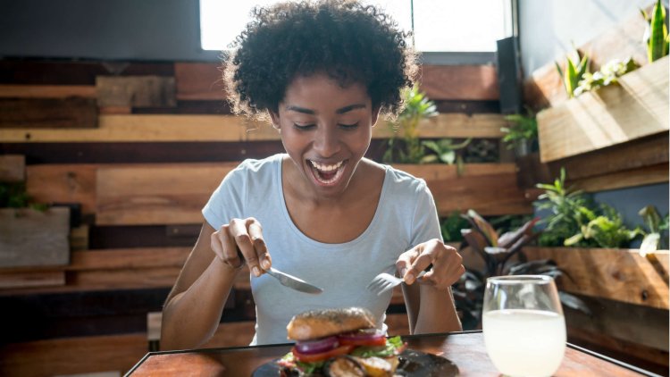 The student is breakfast