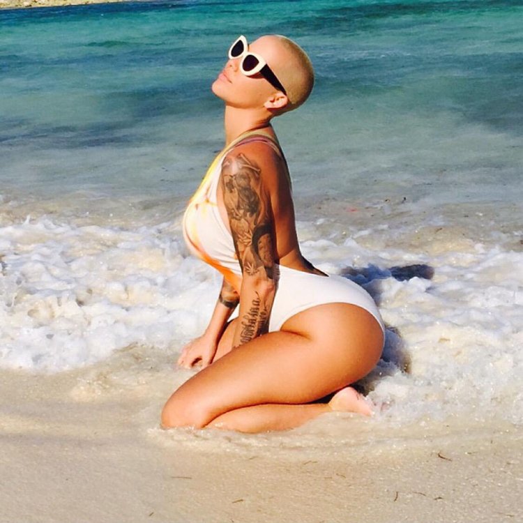 Amber Rose Hot