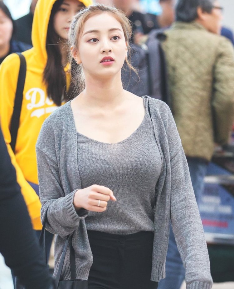 Twice Jihyo