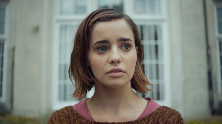 Holly Earl 2019