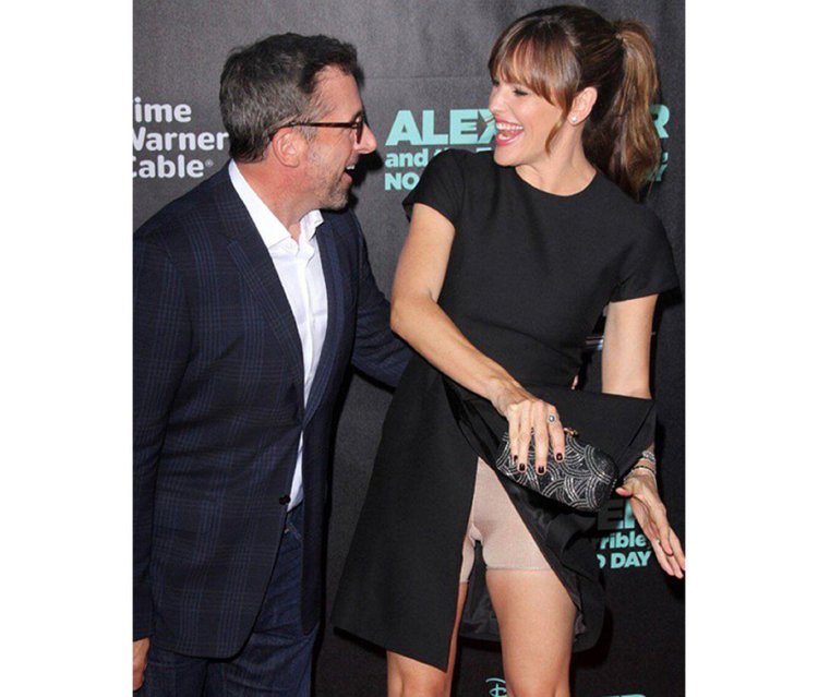 Jennifer Garner without panties