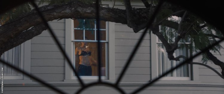 Jennifer Garner breast films