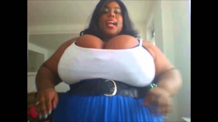 African SSBBW Lifting Mini Men