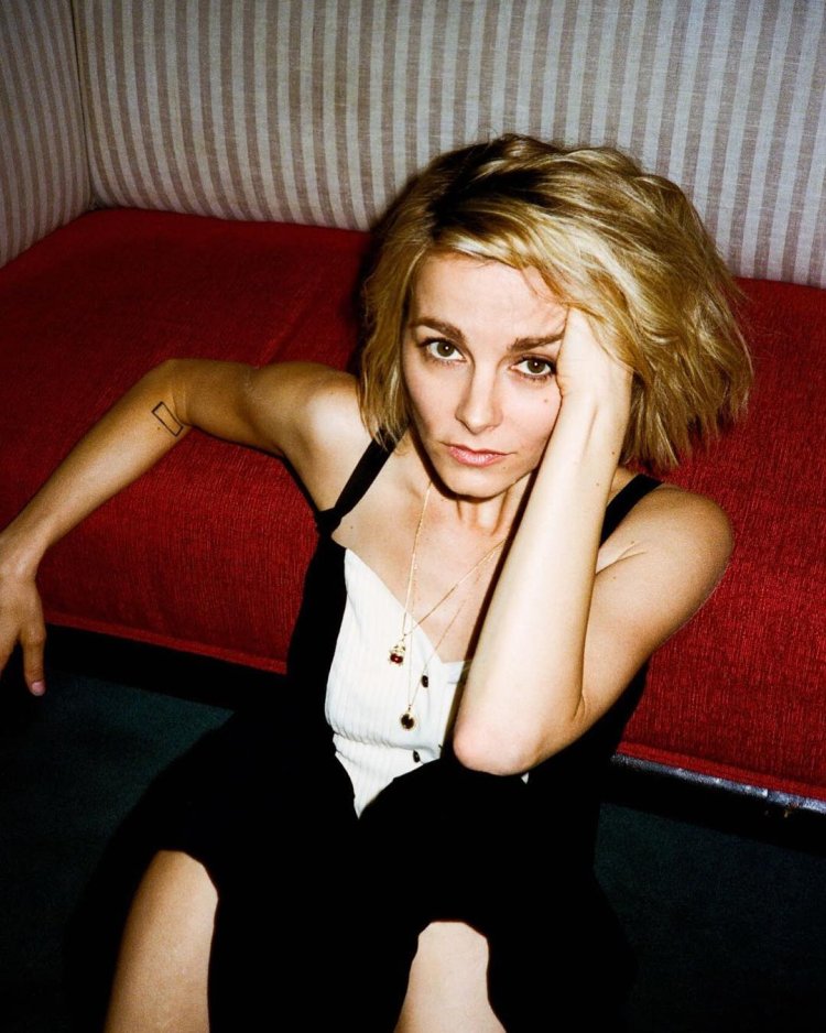 Boyana Novakovich Hot