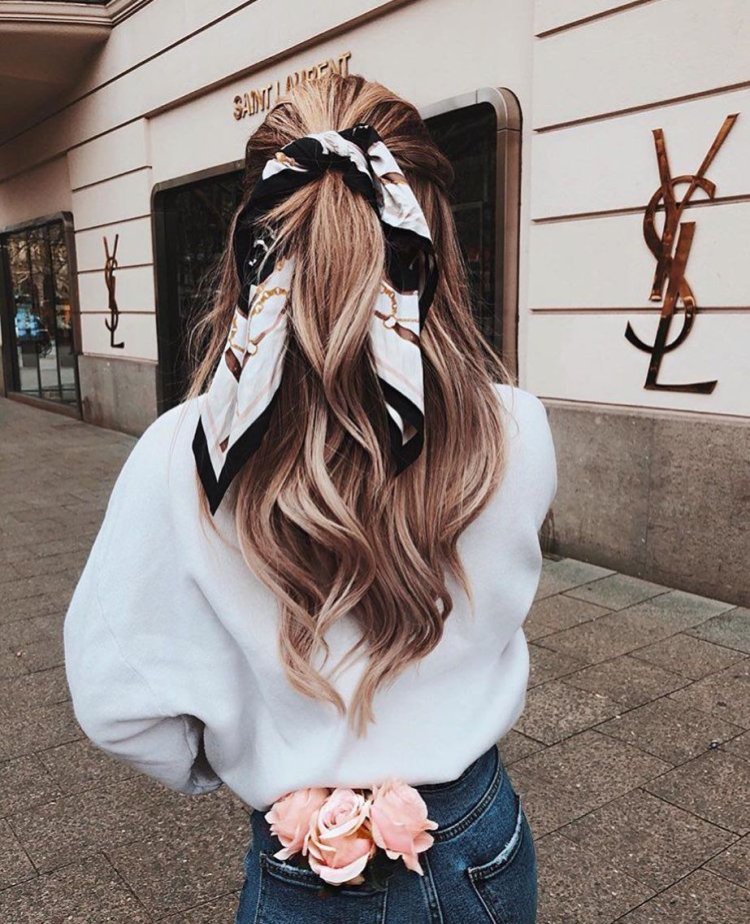 Aesthetic hairstyles for long hair