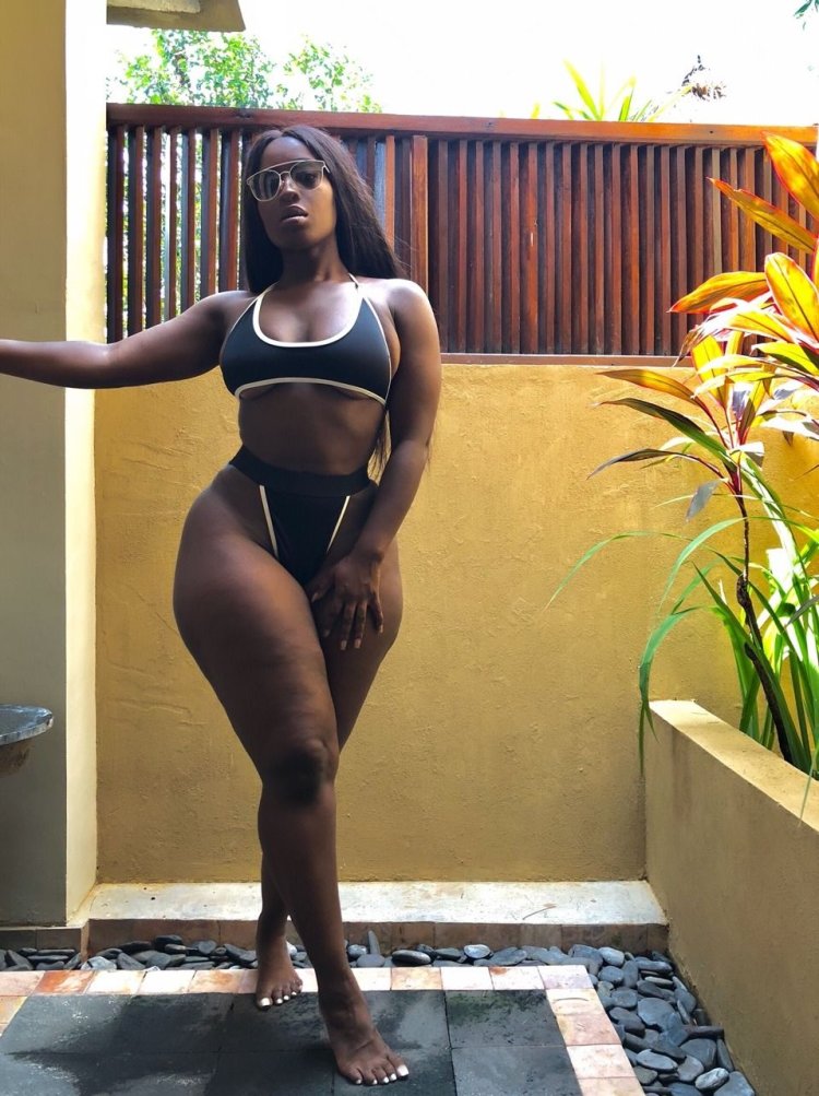 Ebony Fit