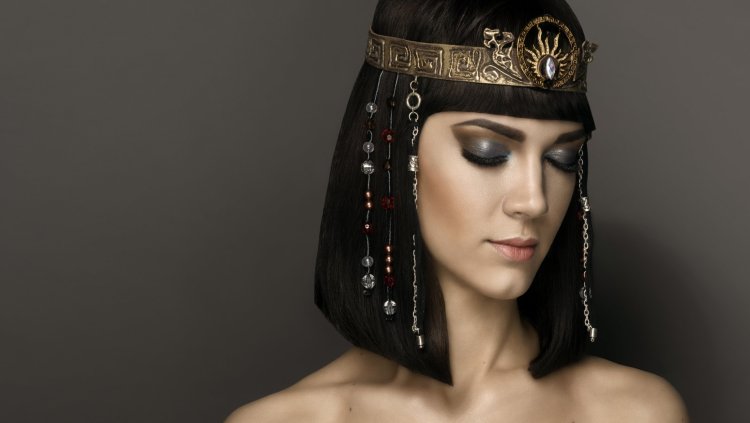 Egyptian makeup Nefertiti