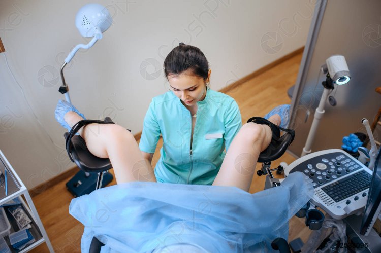 Gynecological chair