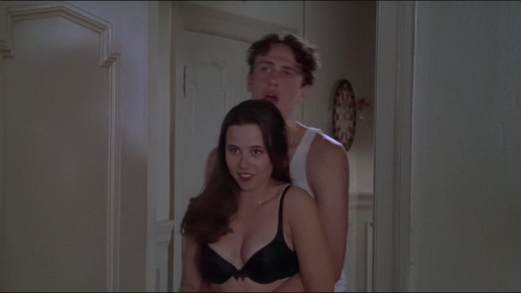 Dead in college Linda Cardellini