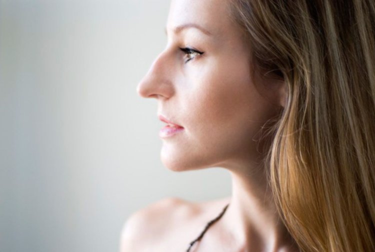 Roman nose with a hump