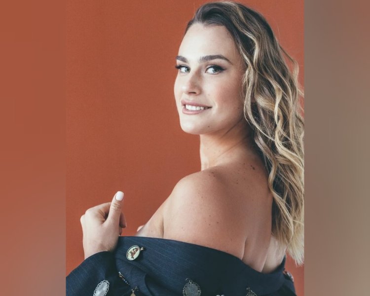 Arina Sobolenko photo