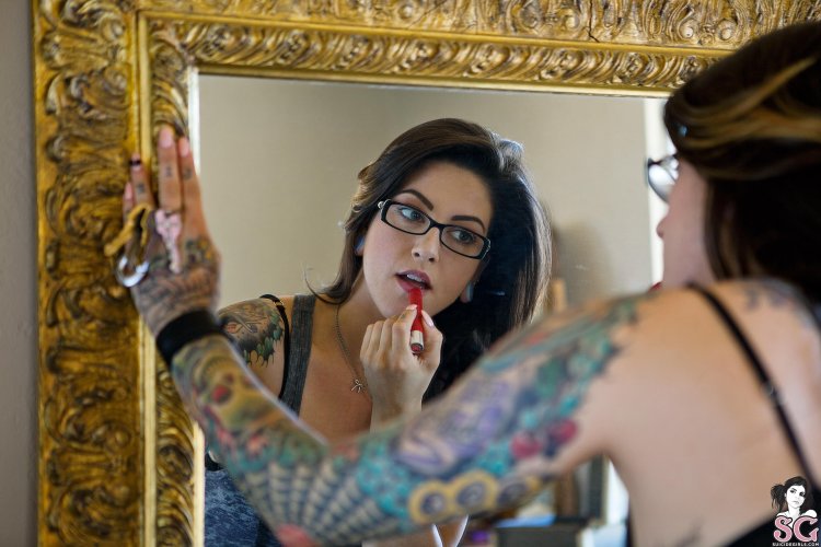 Olivia Black from the star of the pawnshop photo