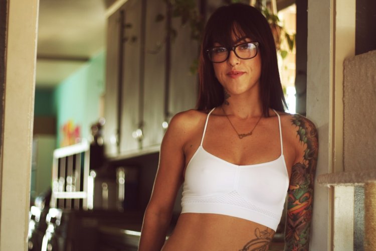 Olivia Black Star Lombard