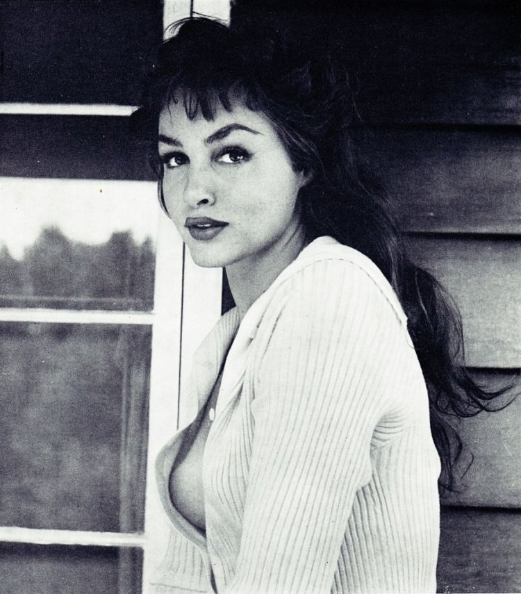 Gloria Gwida Lyceumist