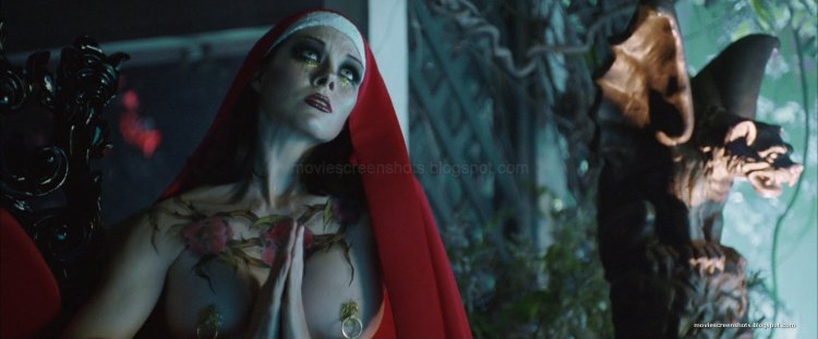 Michelle Monagan Kiss