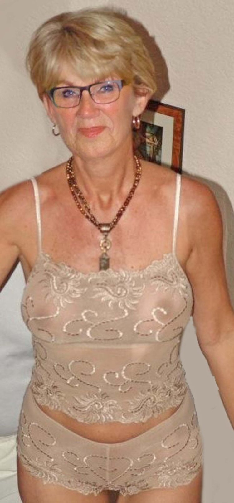 Old with a magnificent neckline Homemade