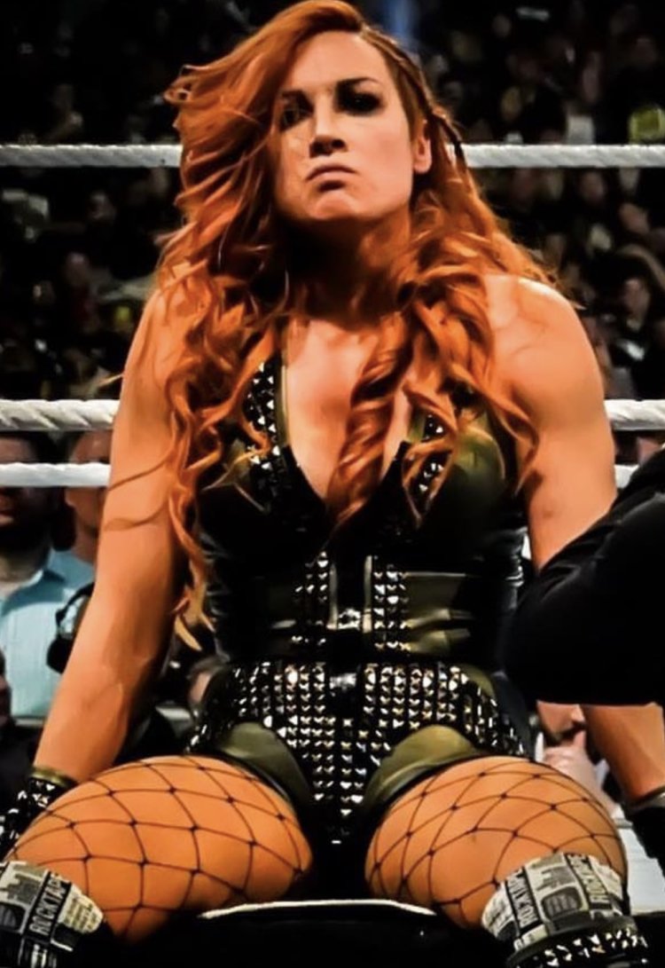 Becky Lynch legs