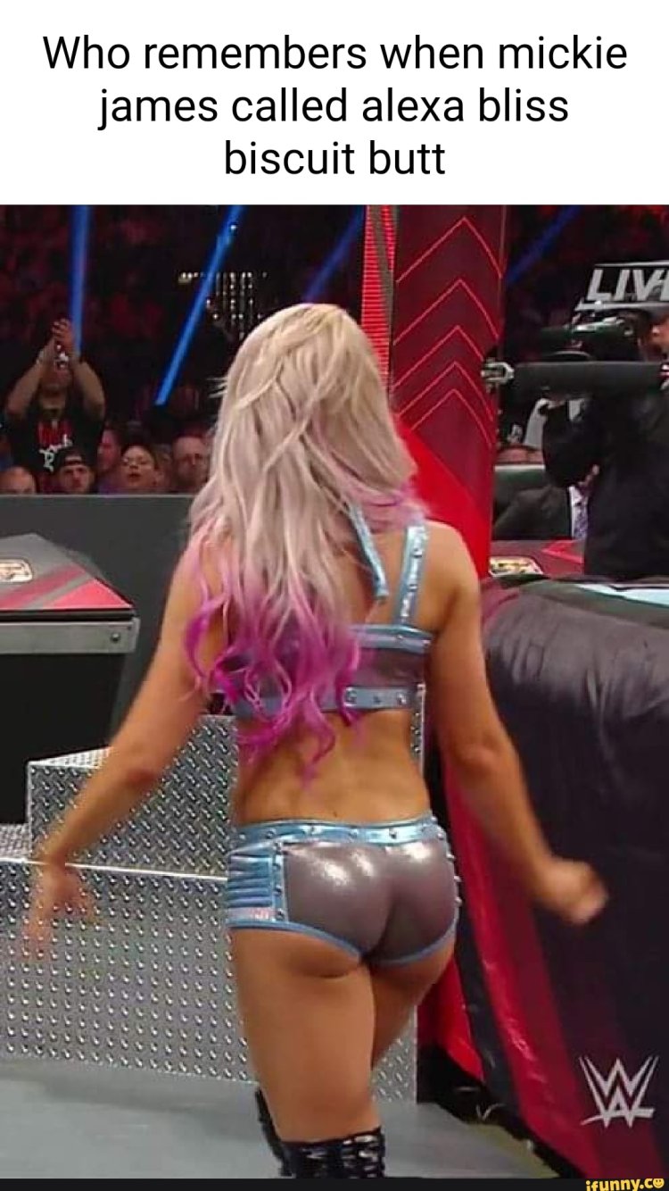 Alex Bliss WWE in underwear