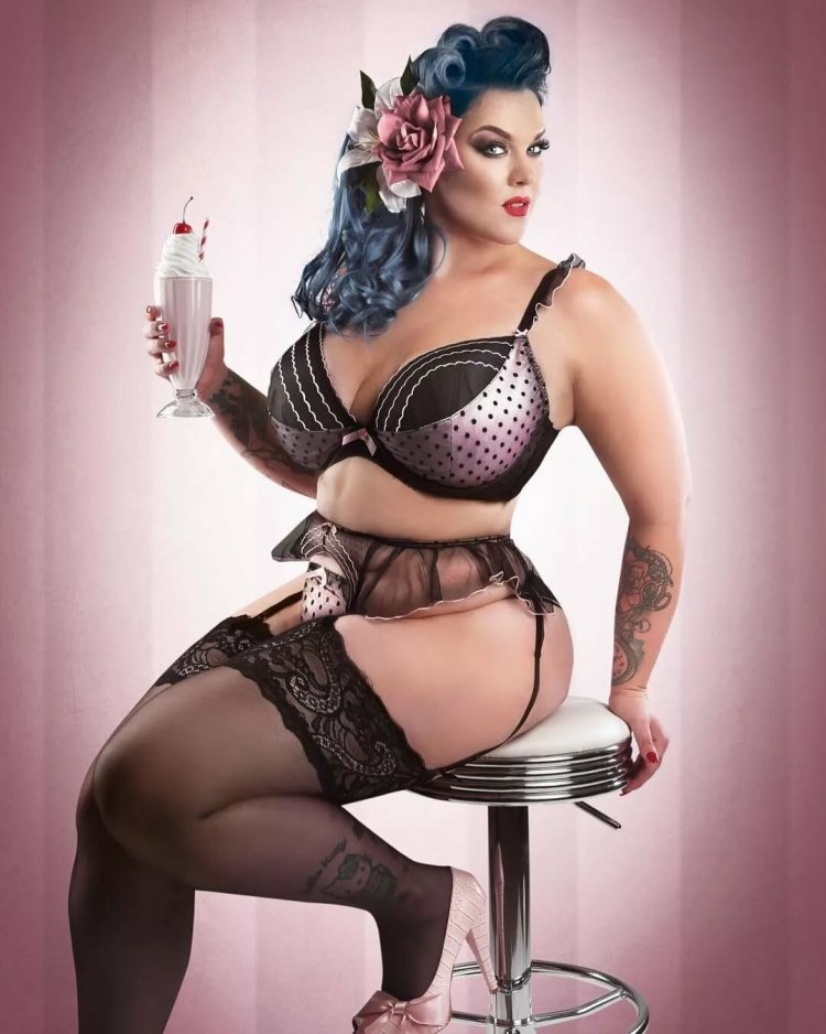 Sofia Adams Plus Size