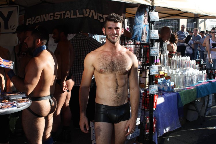 San Francisco Tourists Naked Guy