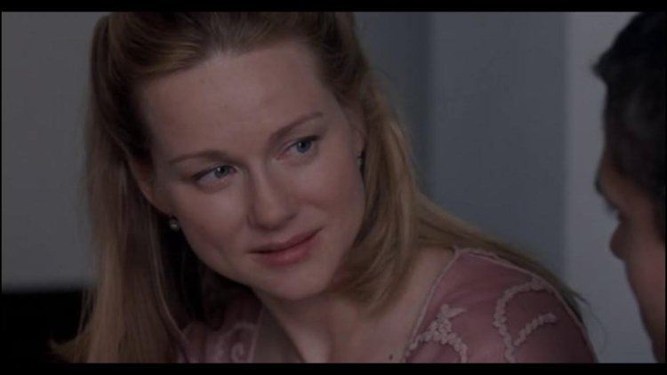 Laura Linney P.S 2004