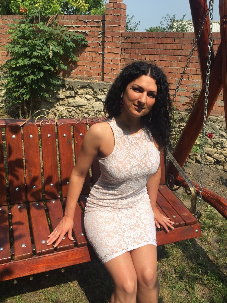 Armenian women are private